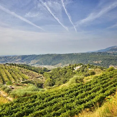 Hébergement de vacances Private With Garden Pool And Sea View *
